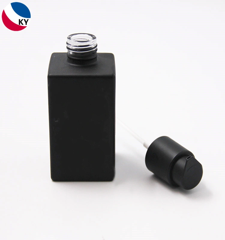 Luxury Cosmetic Cleanser Glass Bottle Essential Oil Matte Black Body Lotion Square Empty Glass Pump Bottles 4oz 120ml for Body Serum