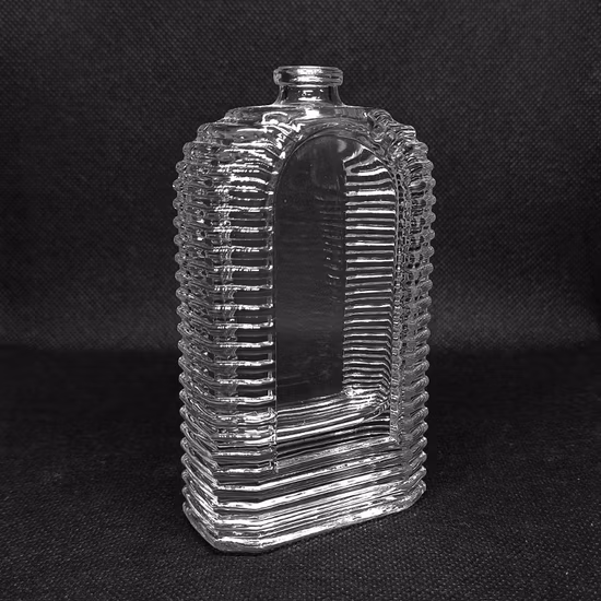 Factory Price Beautiful Design Round Perfume Glass Bottle in 50 Ml Perfume Bottle Glass Cosmetic Packaging Bottle China Manufacturer
